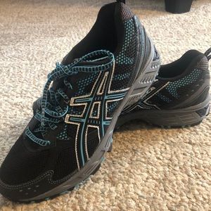 ASICS NWOT Running Shoes Women’s Sz 10